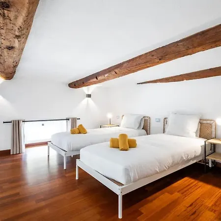La Marne, Charming Duplex In The Heart Of Downtown Апартаменты *