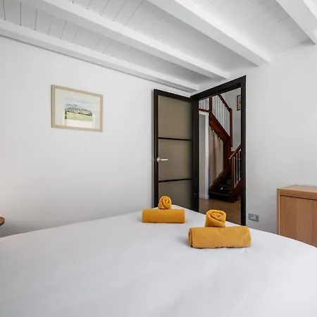 La Marne, Charming Duplex In The Heart Of Downtown * Ментона