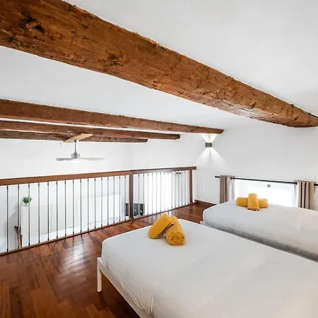 La Marne, Charming Duplex In The Heart Of Downtown Апартаменты